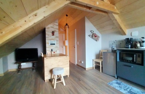 Muhlbach-sur-Munster Ski Chalet | Les Cîmes: Charming appartment "at JO's chalet