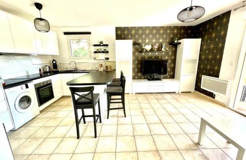 Cavalaire-sur-Mer Apartment | Les calanques