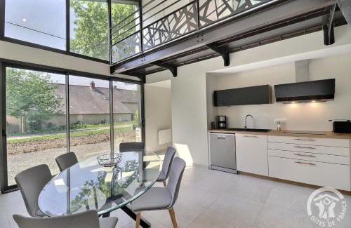 Melesse House | Les capucines