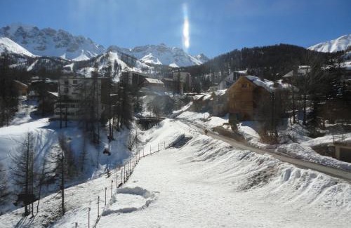 Les Claux Hotel | Les Carlines