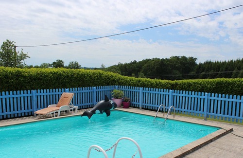 Saint-Estephe House | Les Casaniers Converted Barn with private pool and terraces, 2- 6 people