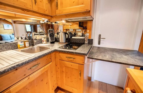 Meribel Apartment | Les Chalets De Tara - At the foot of the slopes, luxury apartment