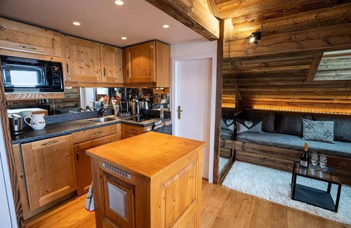 Meribel Apartment | Les Chalets De Tara - At the foot of the slopes, luxury apartment