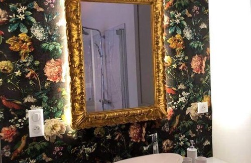 Bergues House | Les chambres Berguoises Chambre Rez-de-chaussée au coeur de Bergues