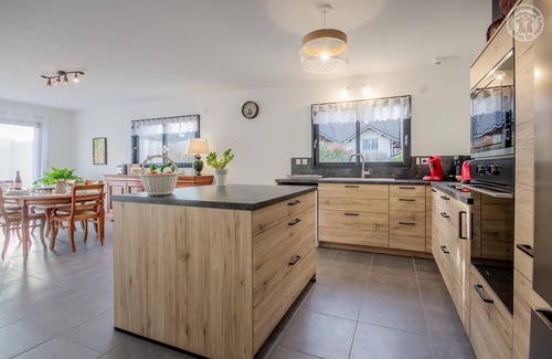 La Rochette House | LES Chaudannes - Valgelon LA Rochette