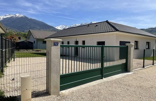 La Rochette House | LES Chaudannes - Valgelon LA Rochette