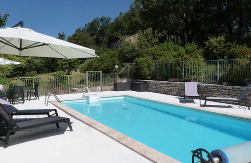 Sainte-Croix-a-Lauze House | Les Chênes Blancs, beautiful house on two hectares, swimming pool, shaded oak grove