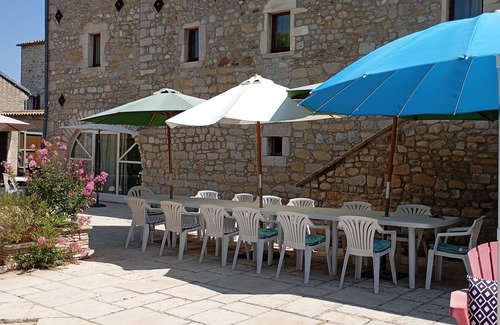 Grospierres House | Les cigales rental gite olivier in Ardèche near vallon pont d'arc,