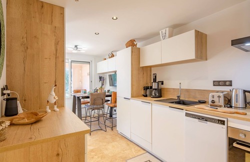 La Nartelle Apartment | Les Coteaux de la Nartelle by Interhome