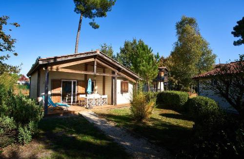 Parentis-en-Born Resort | Les Cottages Du Lac
