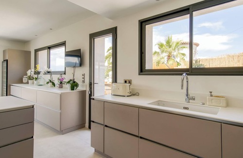 La Napoule House | Les Crêtes : Villa 4 chambres, piscine et vue mer, 5mn des plages