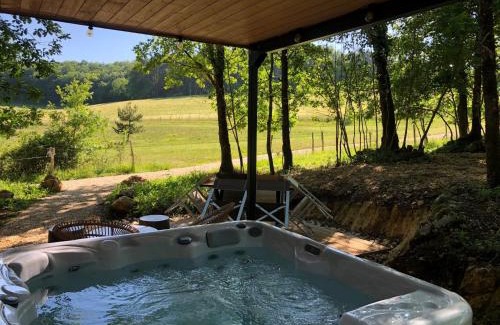 Jayac House | Les Crouquets-Cabane Spa Des Noyers