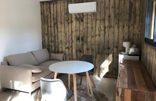 Jayac House | Les Crouquets-Cabane Spa Des Noyers