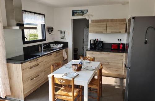 Saint-Pol-de-Leon House | LES EMBRUNS MARINE