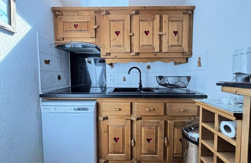 Flumet Apartment | Les Evettes Chalets - Charming apartment at the foot of the slopes, in a residence with swimming pool