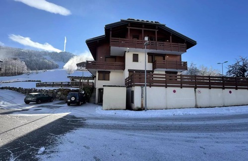 Flumet Apartment | Les Evettes Chalets - Nice apartment at the foot of the slopes