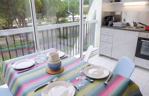 Le Couchant Apartment | Les Flamants Roses by Interhome