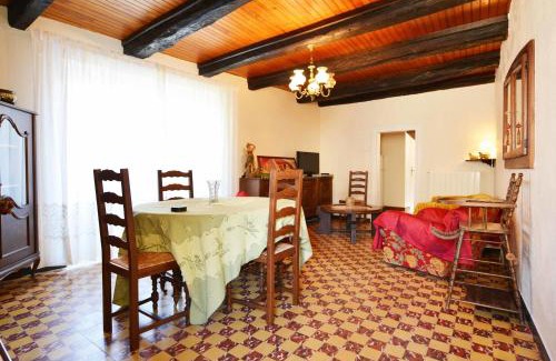 La Cresse House | Les Fleurs de Marie