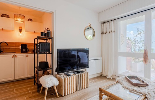 Trouville-sur-Mer Apartment | Les Flots Bleus by Interhome