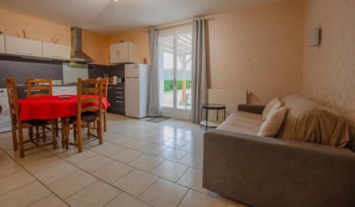 Laines-aux-Bois House | Les fretees