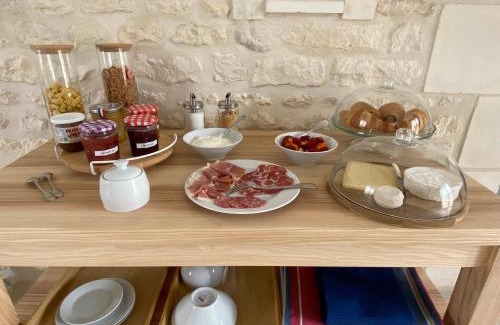 Geay Bed & Breakfast | Les gîtes des Lauriers roses Chambre privée Île d Oléron