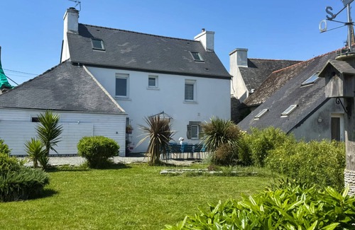 Guimaec House | Les Galets - family house in the village of Guimaec 8p