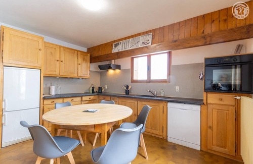 Notre-Dame-de-Bellecombe House | LES GEORGIERES - NOTRE DAME DE BELLECOMBE