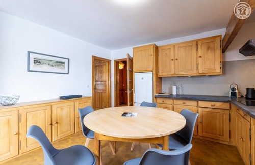 Notre-Dame-de-Bellecombe House | LES GEORGIERES - NOTRE DAME DE BELLECOMBE