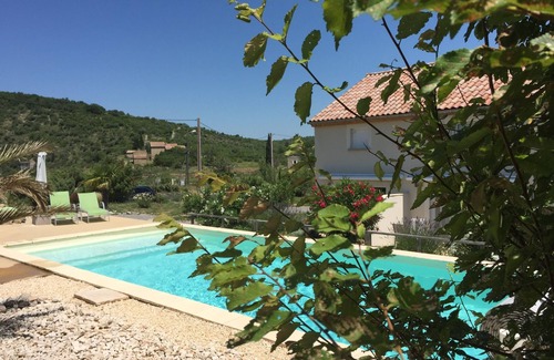 Les Vans House | Les GiVans, 60m² gites, heated swimming pool, panoramic view