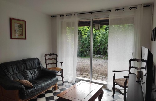 Vulaines-sur-Seine House | Les Glycines