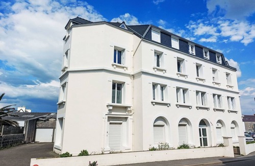 Saint-Guenole Apartment | Les Goélands by Interhome