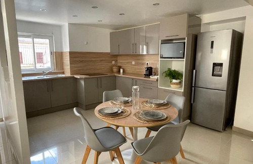 Pierry House | Les Gouttes d'Or