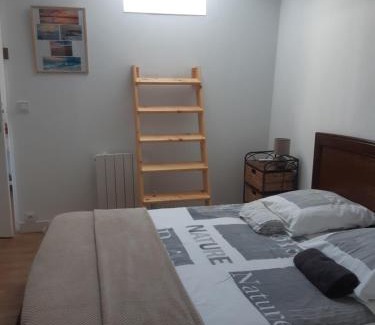 Le Vivier-sur-Mer Bed & Breakfast | Les Greniers De Blanche