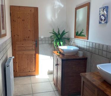 Sarce House | Les Guittieres Gites