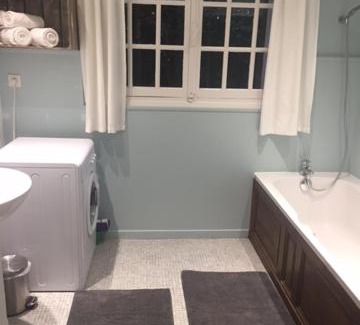 Menilles House | Les Hautes Sources - Esprit de France