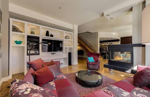 Vieux-Quebec-Cap-Blanc-colline Parlementaire Apartment | Les Immeubles Charlevoix 371-102