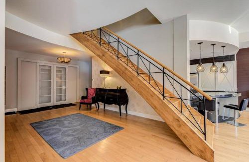 Vieux-Quebec-Cap-Blanc-colline Parlementaire Apartment | Les Immeubles Charlevoix 371-102