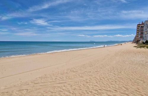 Tavernes de la Valldigna Apartment | Les jardins de Tavernes Spacious, pleasant apartment a stone's throw from the beach