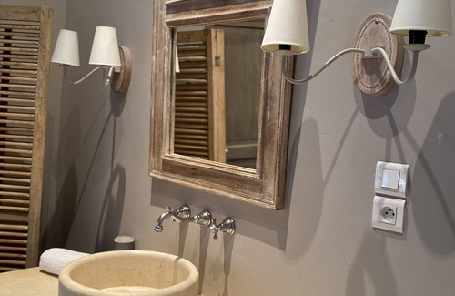 Chatillon-sur-Chalaronne Hotel | Les Jardins de la Tour