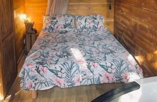 Tourves Ski Chalet | Les Jardins D'isa Gîte à la Ferme