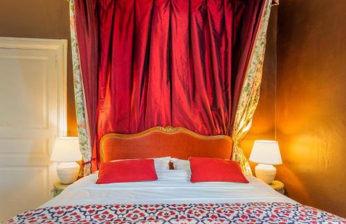 Huismes Bed & Breakfast | Les Jardins Haute Couture