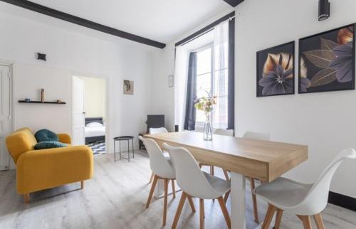 Clermont Ferrand City Centre Apartment | Les Joyaux du Temps #Hypercentre#Confort