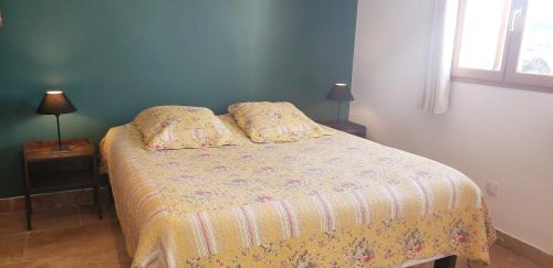 Moustiers-Sainte-Marie Bed & Breakfast | "Les Lauriers" chambre indépendante avec terrasse privée