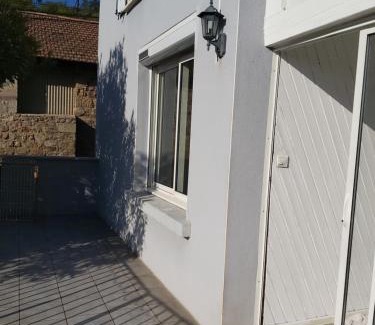 Aubenas Bed & Breakfast | les lauriers roses