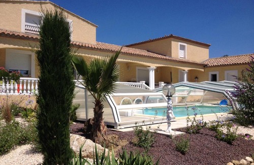 Magalas Bed & Breakfast | LES LAVANDINES