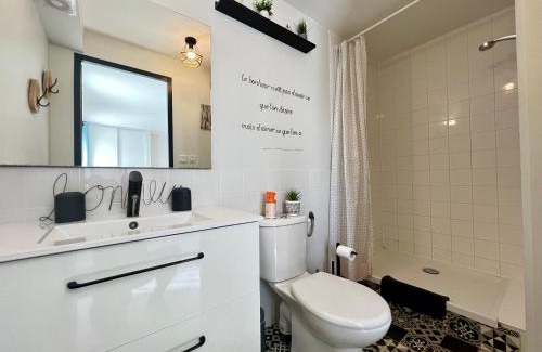 Jaunay-Clan Apartment | Les logements St Exupéry, à 4 min du Futuroscope