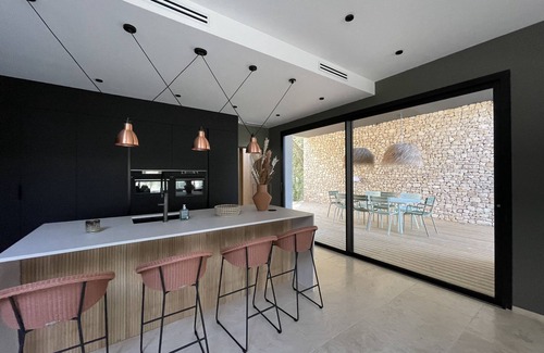 Pujaut Villa | Les Loges en Provence - Villa Contemporelle