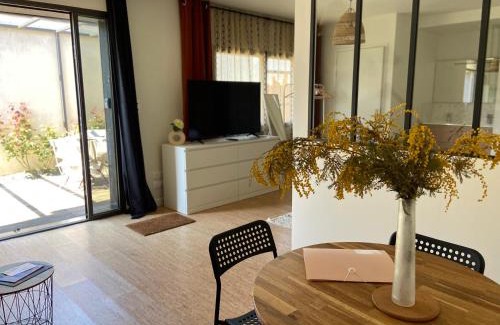 Saint-Jean-des-Mauvrets House | Les logis du forgeron, Gites de groupe entre Loire & vignes