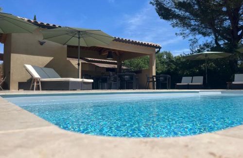 Cotignac Bed & Breakfast | Les maisons de loup a loup