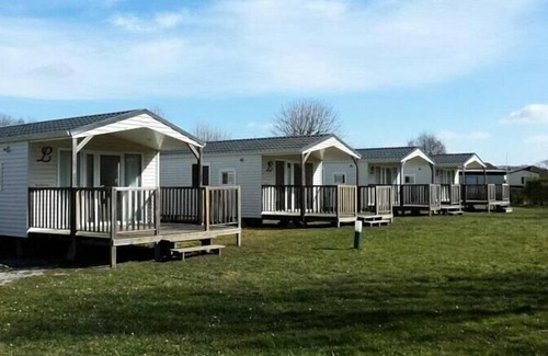 Gamaches House | Les Marguerites Campsite*** - Mobile home Standard Louisiane 3 rooms 4 people